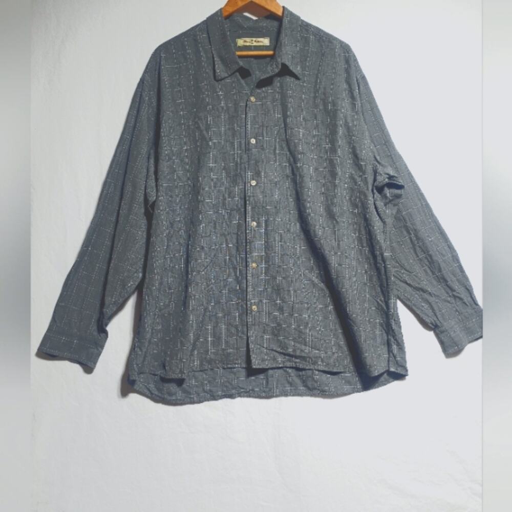 Tommy Bahama Long Sleeved Button Up Shirt XXL Grey